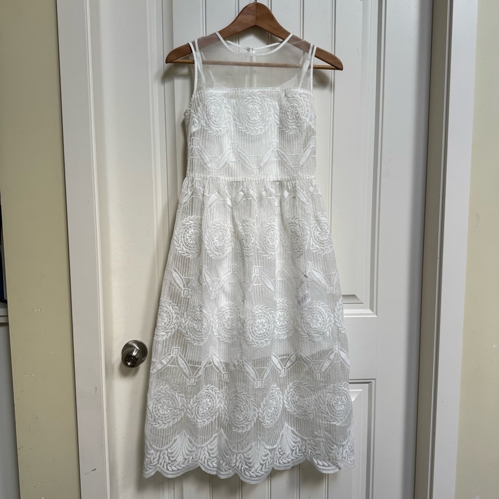 Bread and Butter Off White Lace Sleeveless Prom or Wedding Midi Dress. Size XS